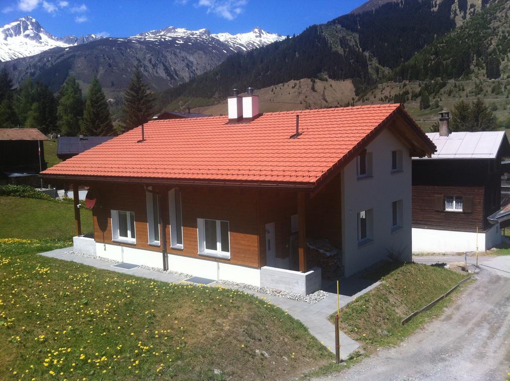 Casa Aurora Vila Sedrun Quarto foto
